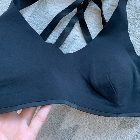 Camo Light Strides Bra 8 - Picture 3 of 8